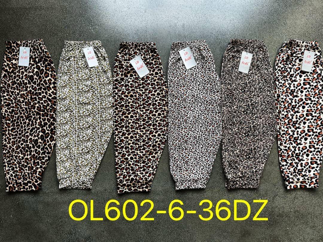 شلوارک زنانه گیاهی گت دار طرح پلنگی